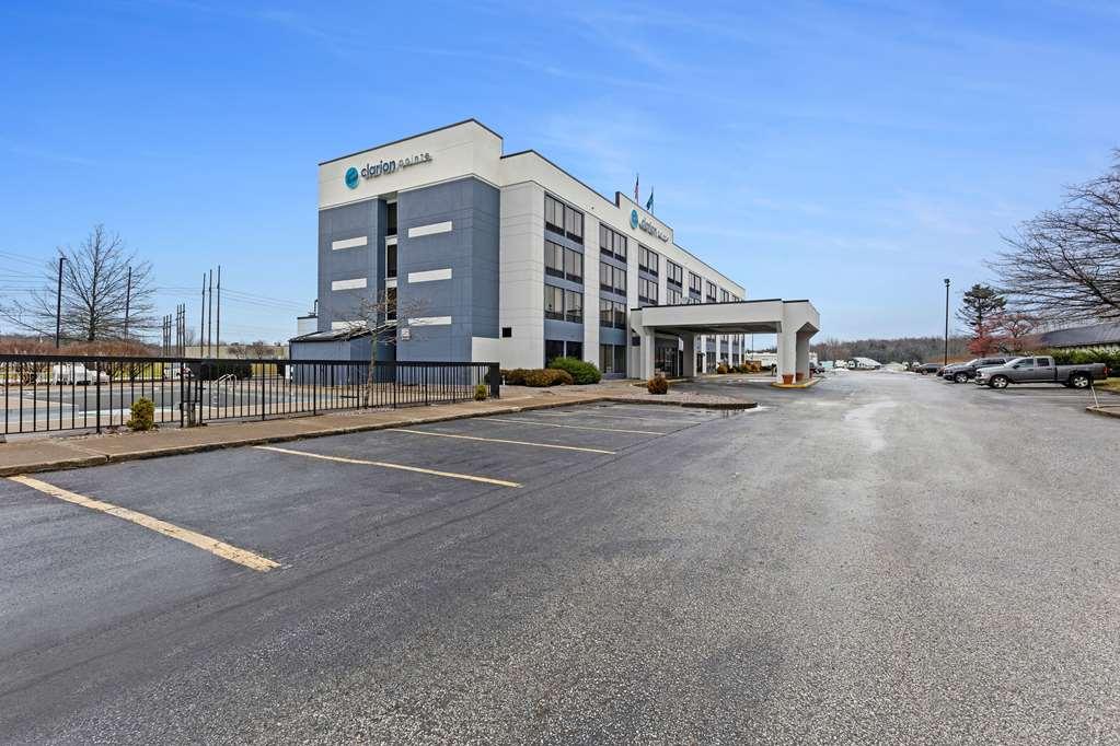 Clarion Pointe Near Erie Casino Hotel Kearsarge Exterior foto
